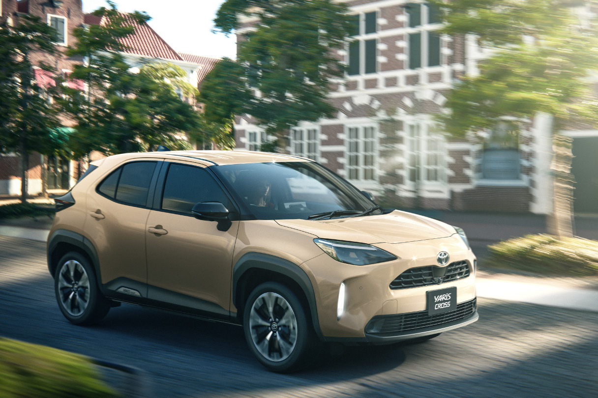 yariscross_design_img01