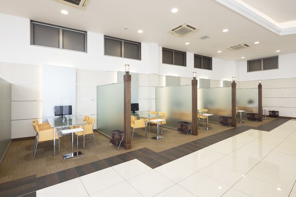 田辺店店内2
