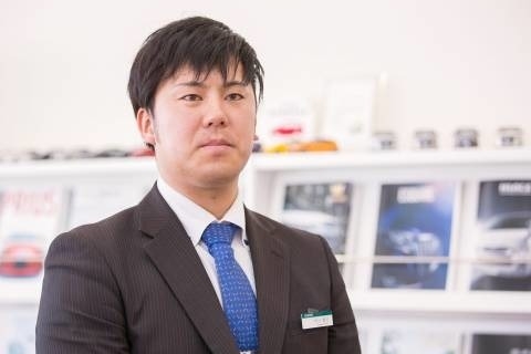 《延時店 営業スタッフ 市川》