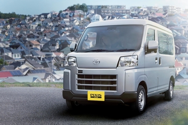 デラックス(2WD CVT)