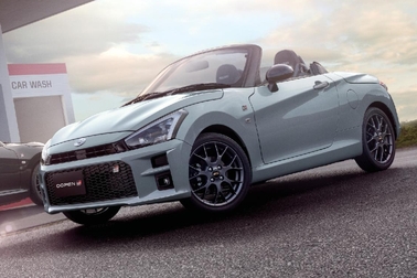 Photo(左):GR SPORT(CVT)